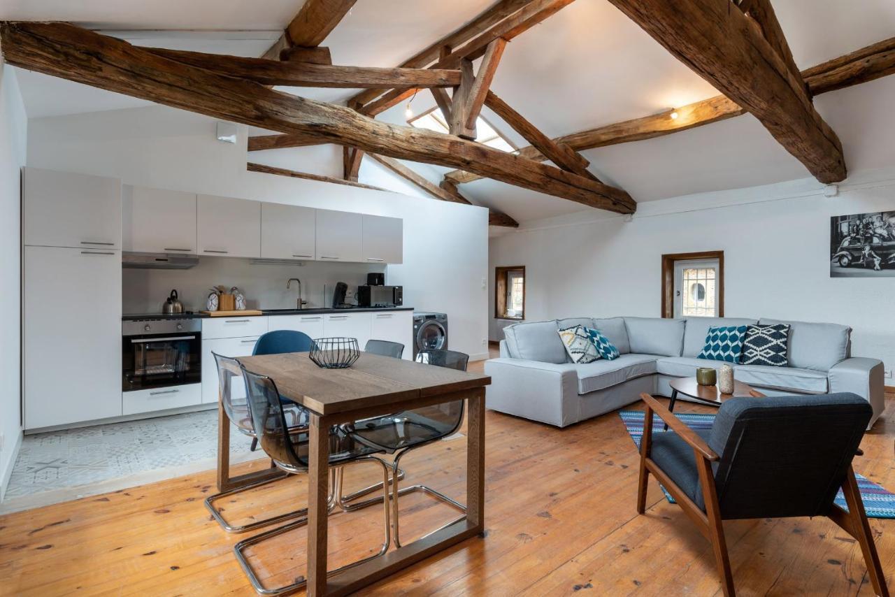 Appartements Au Chateau Ars Ars-sur-Formans Buitenkant foto