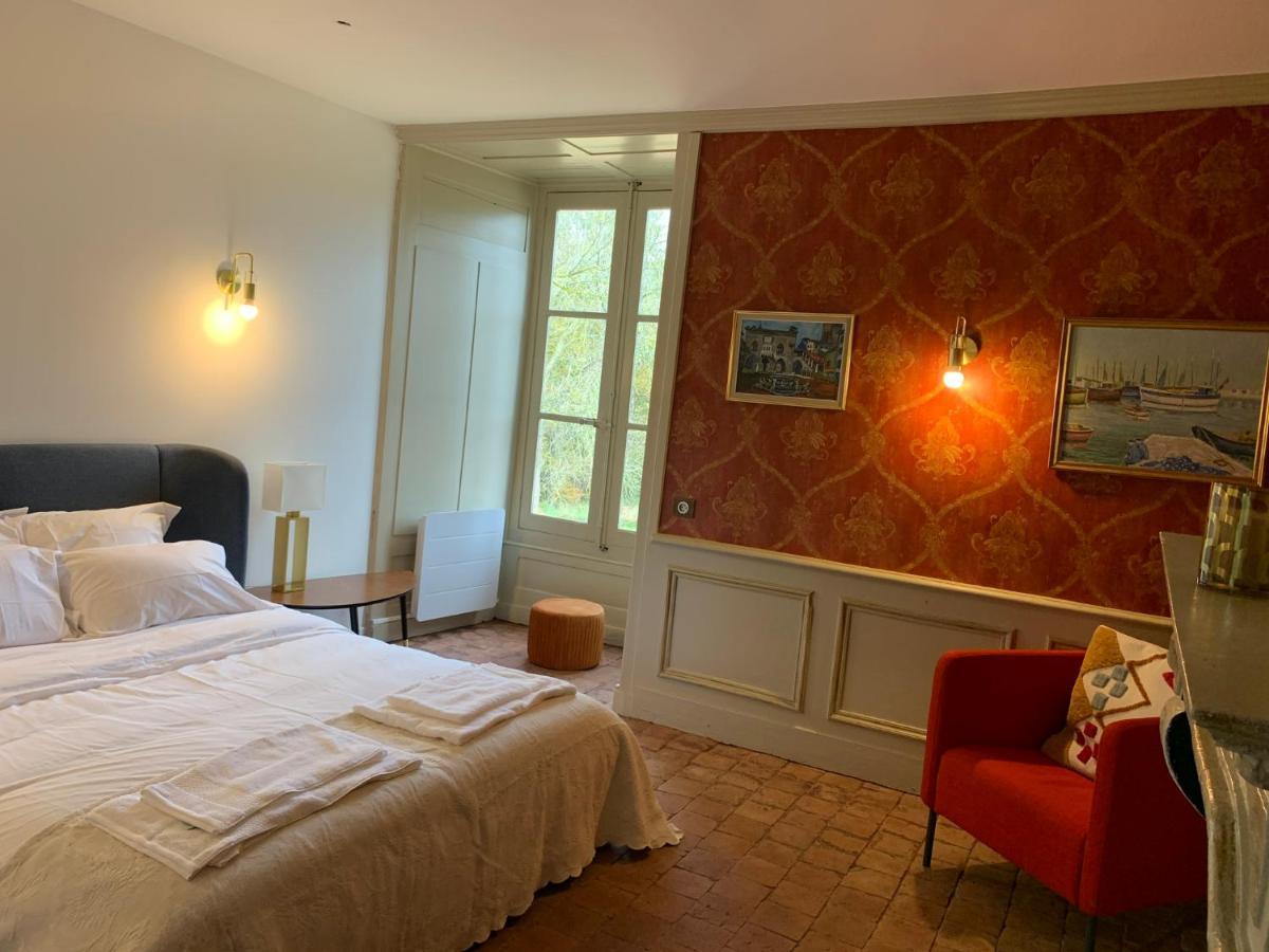 Appartements Au Chateau Ars Ars-sur-Formans Buitenkant foto
