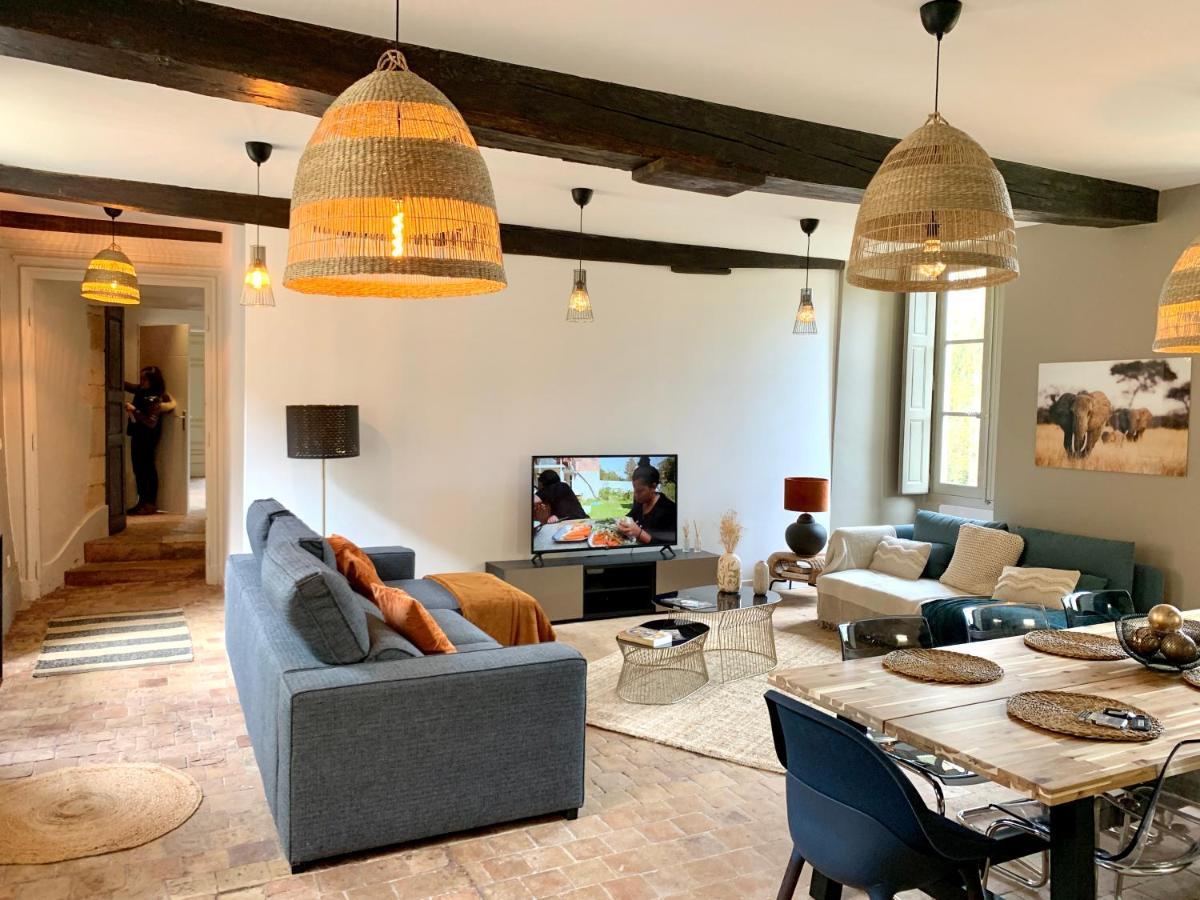Appartements Au Chateau Ars Ars-sur-Formans Buitenkant foto